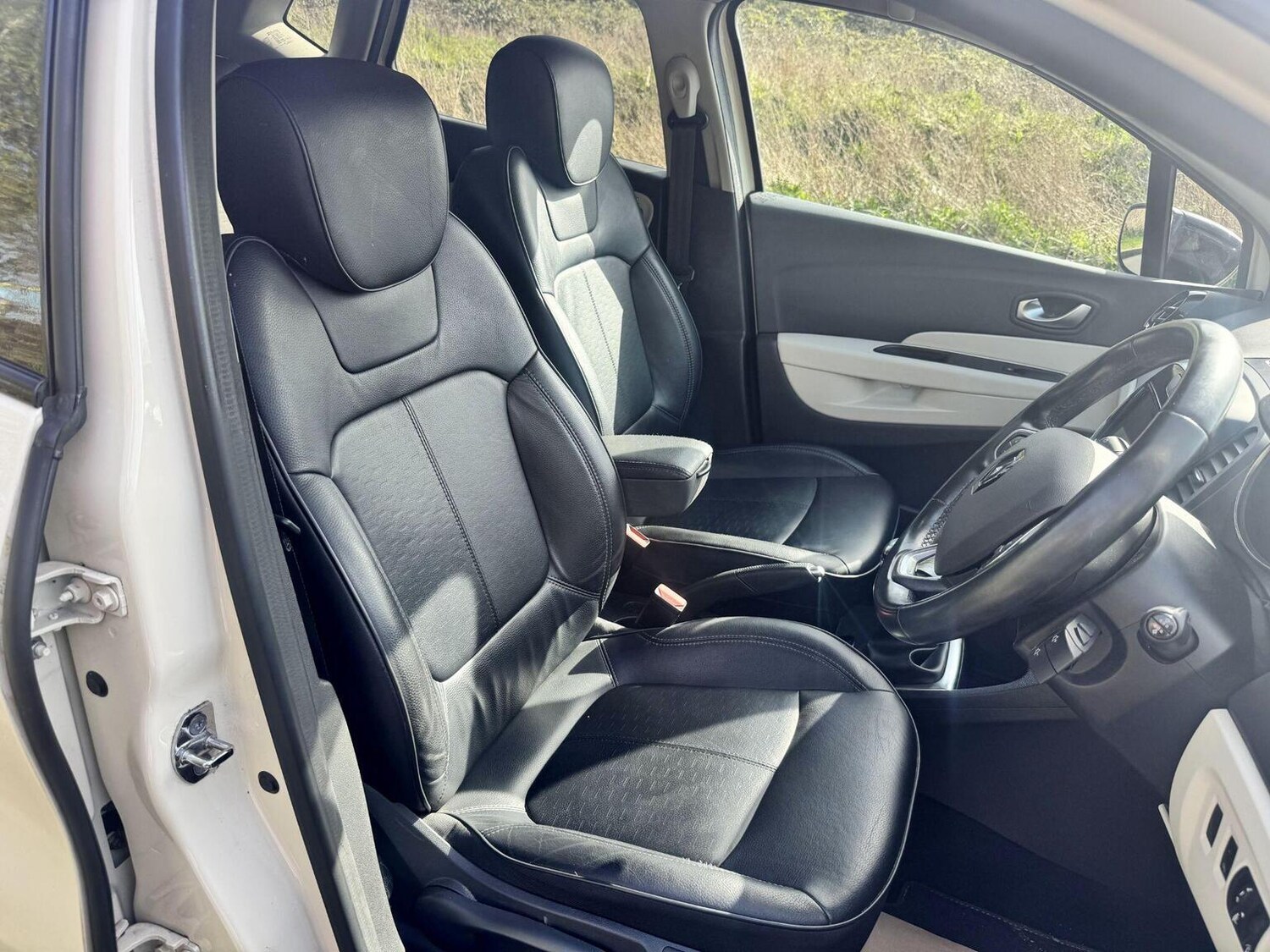 Used Renault Captur 2019 for sale - 78176110: Photo 22