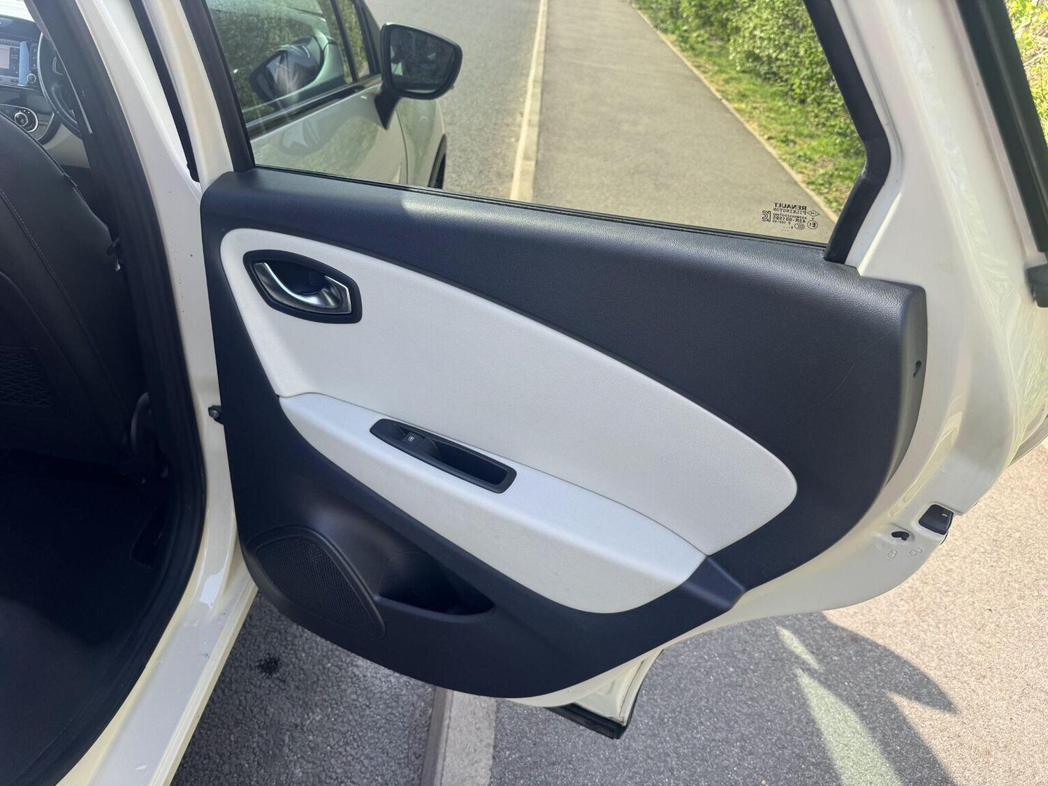 Used Renault Captur 2019 for sale - 78176110: Photo 29