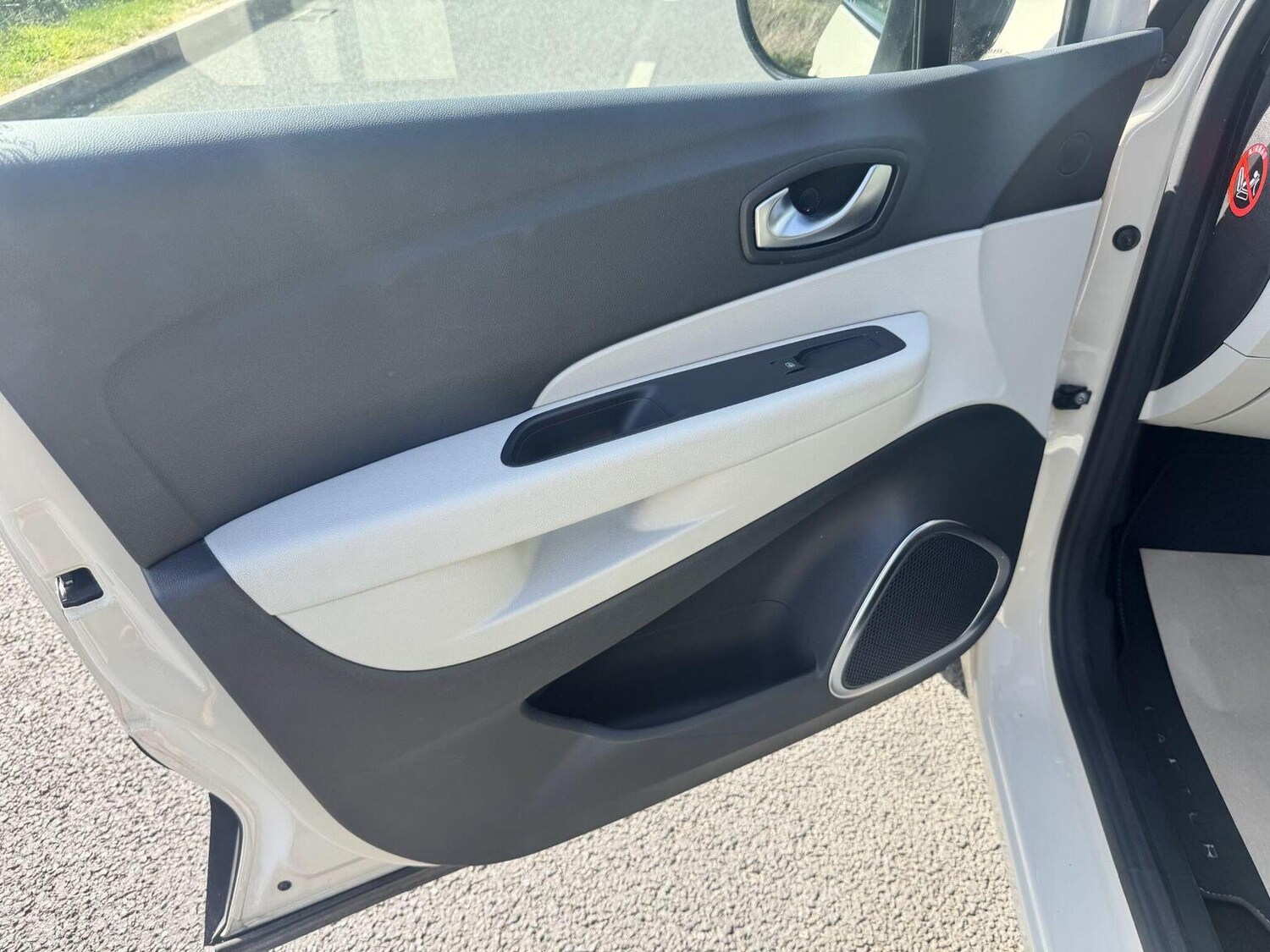 Used Renault Captur 2019 for sale - 78176110: Photo 32