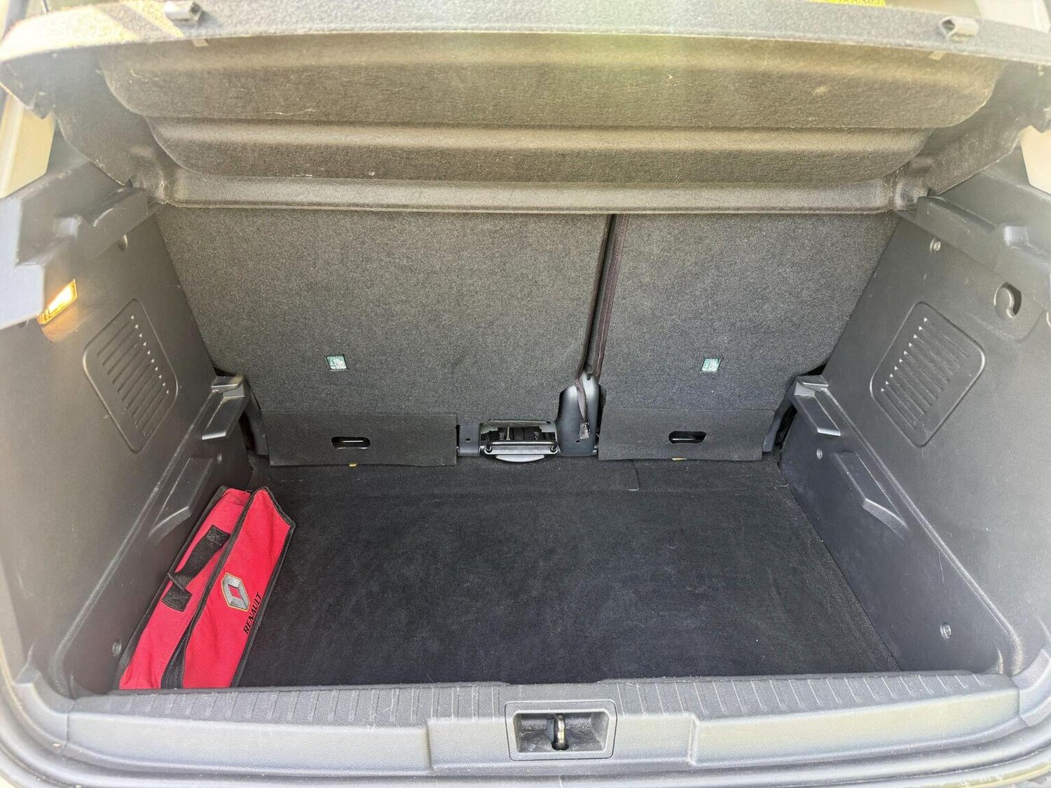 Used Renault Captur 2019 for sale - 78176110: Photo 38