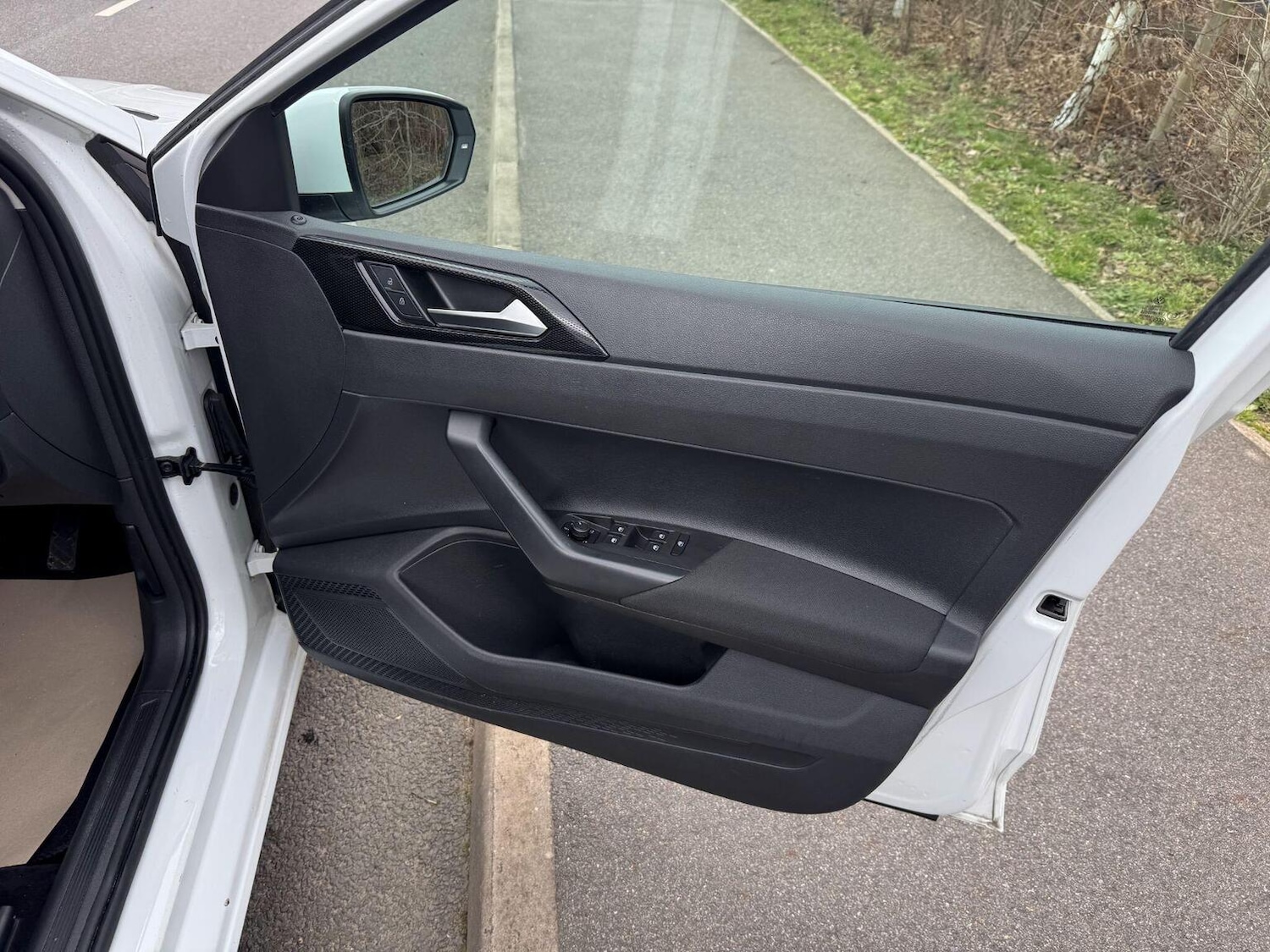 Used Volkswagen Polo 2023 for sale - 78084421: Photo 32