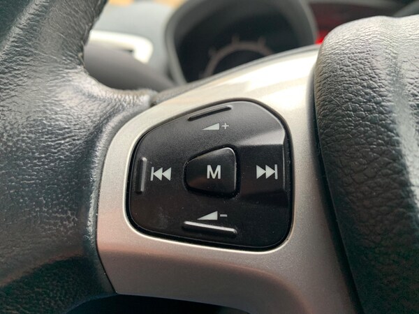 Used Ford Fiesta 2011 for sale - 73635835: Photo 21