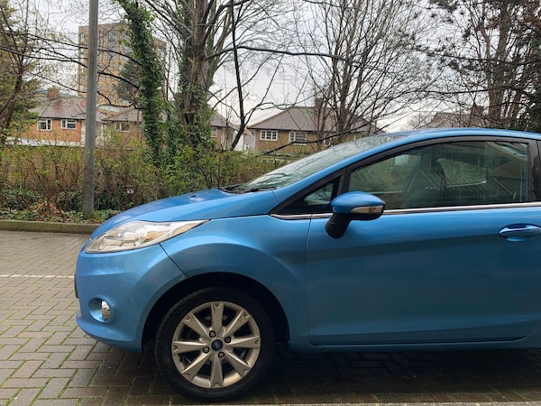 Used Ford Fiesta 2011 for sale - 73635835: Photo 5