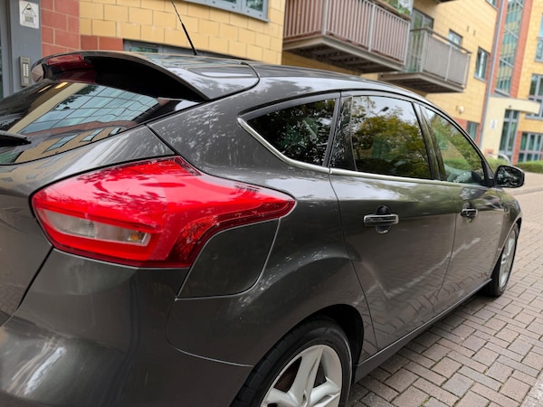 Used Ford Focus 2015 for sale - 76326355: Photo 34