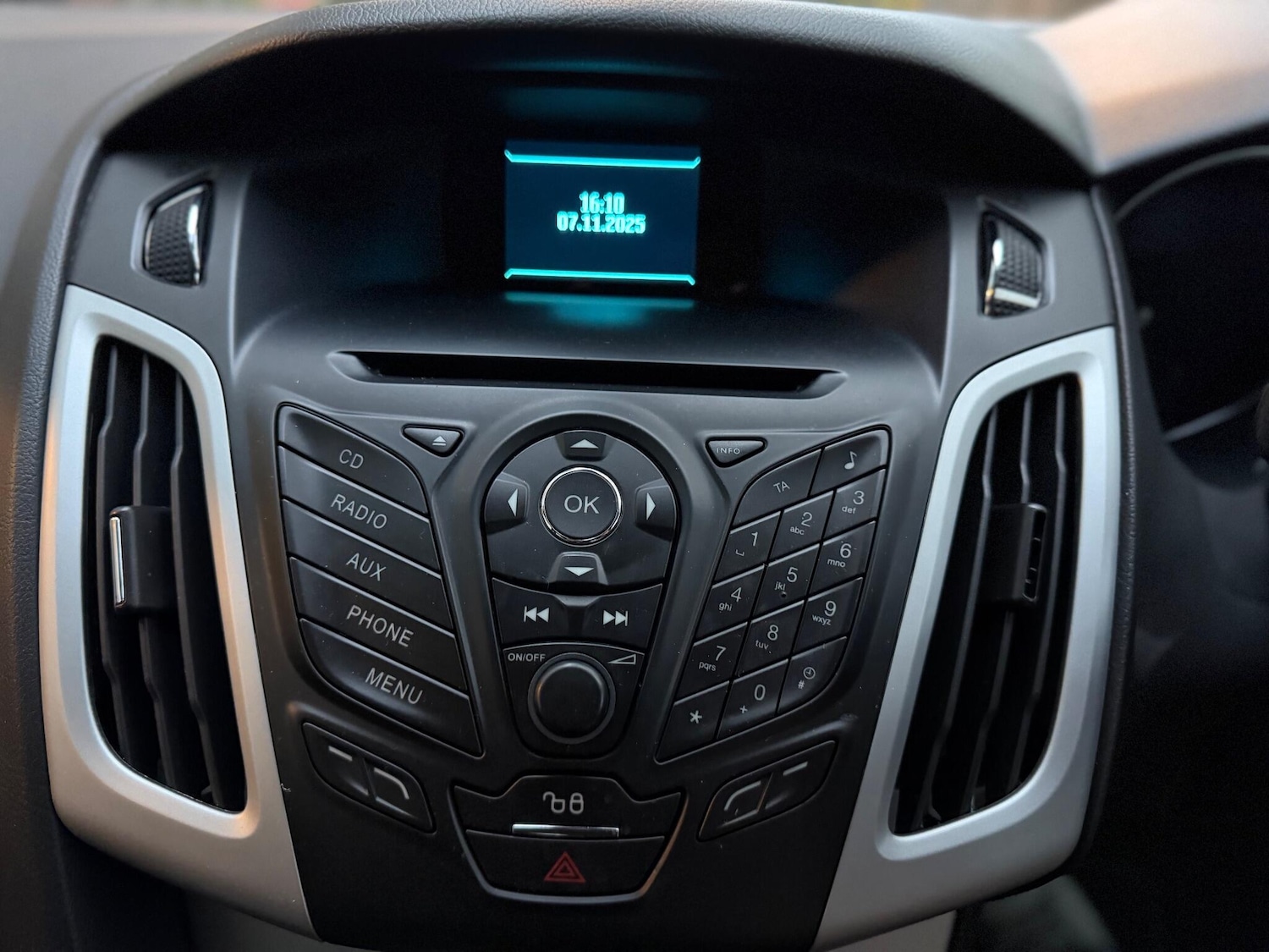 Used Ford Focus 2013 for sale - 76549046: Photo 19