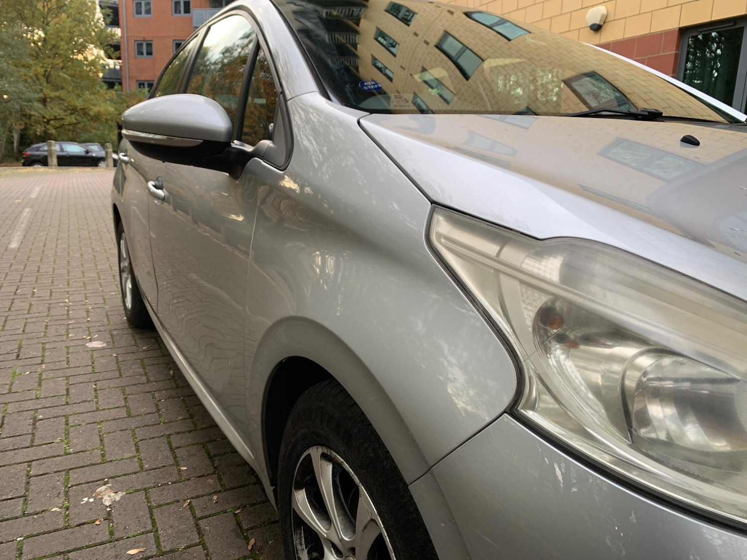 Used Peugeot 208 2013 for sale - 76472787: Photo 29