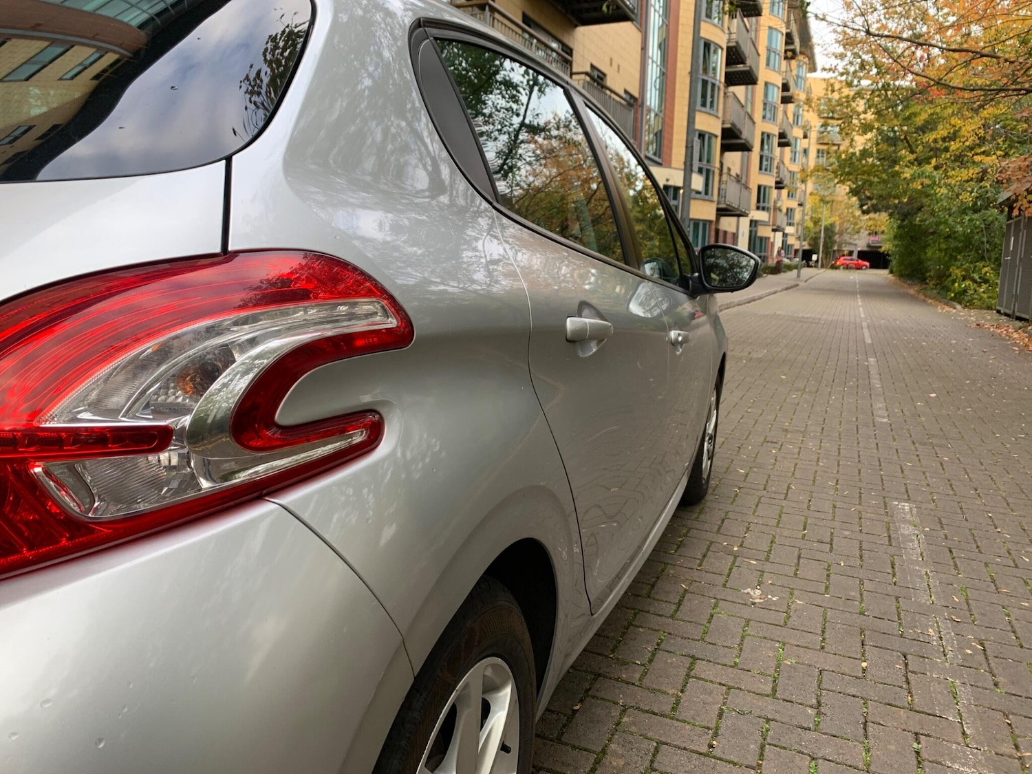 Used Peugeot 208 2013 for sale - 76472787: Photo 32