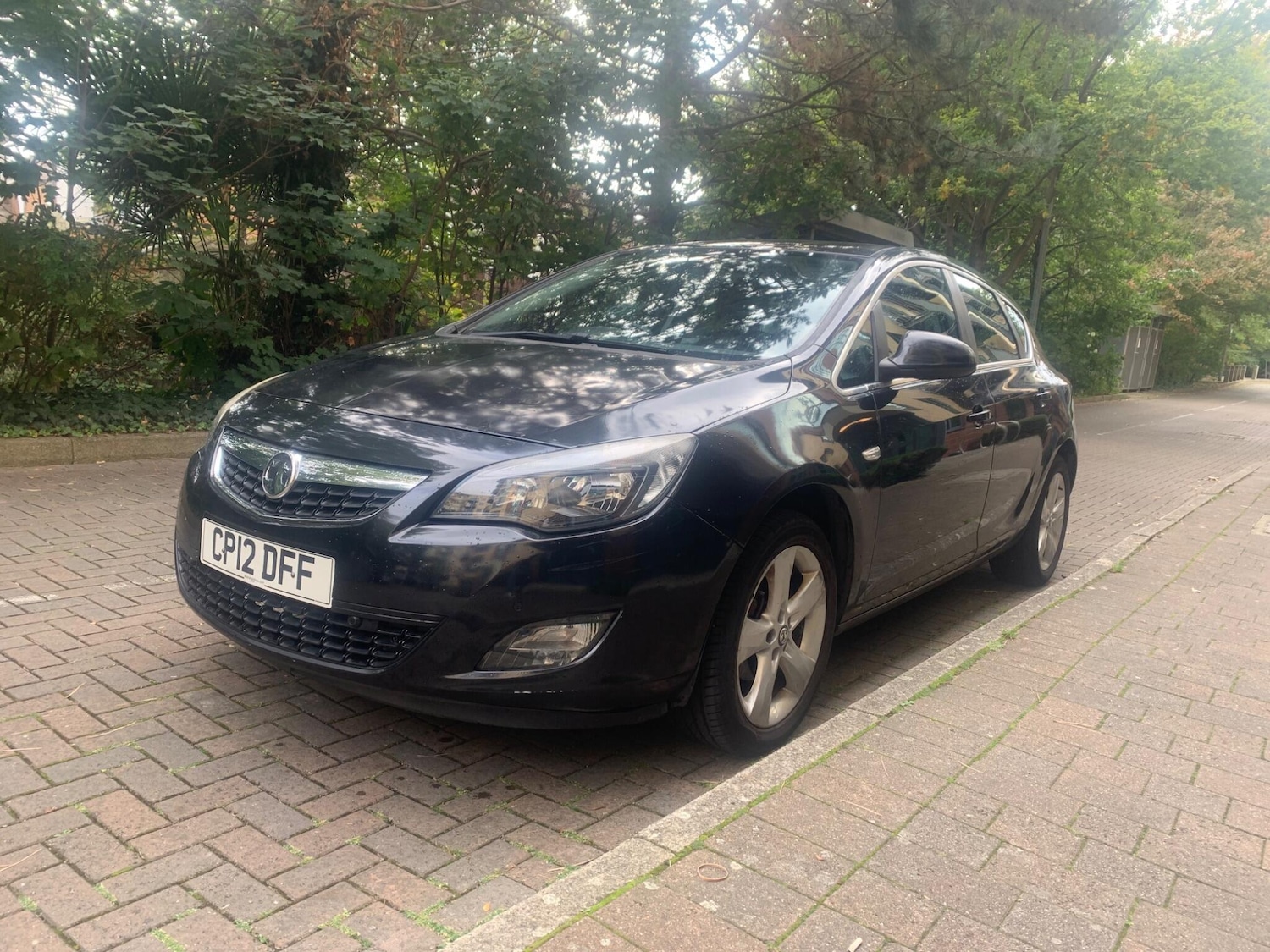 Used Vauxhall Astra 2012 for sale - 76138078: Photo 3