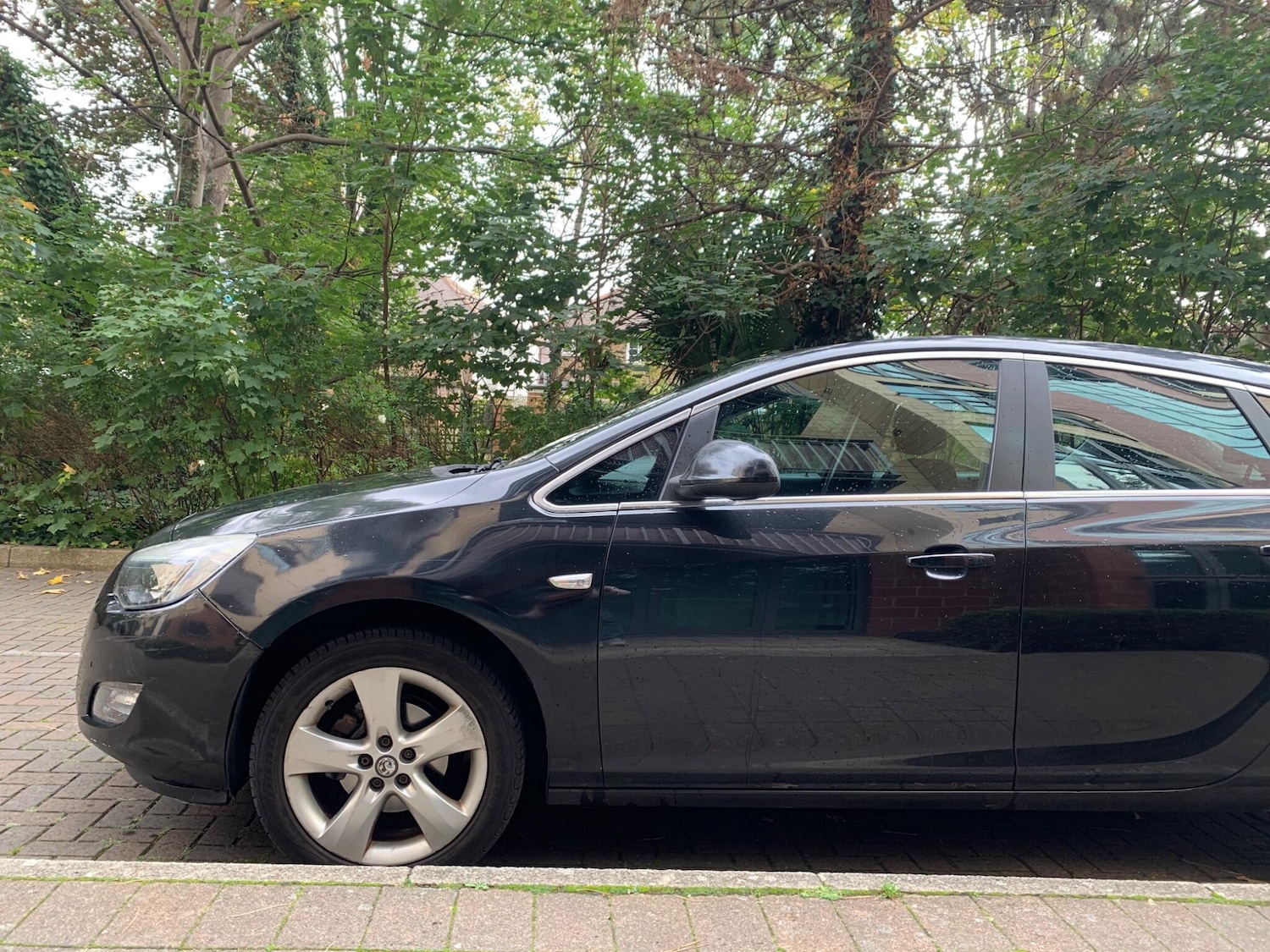 Used Vauxhall Astra 2012 for sale - 76138078: Photo 5