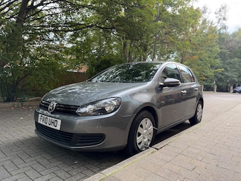 Used Volkswagen Golf 2010 for sale - 76152291: Photo