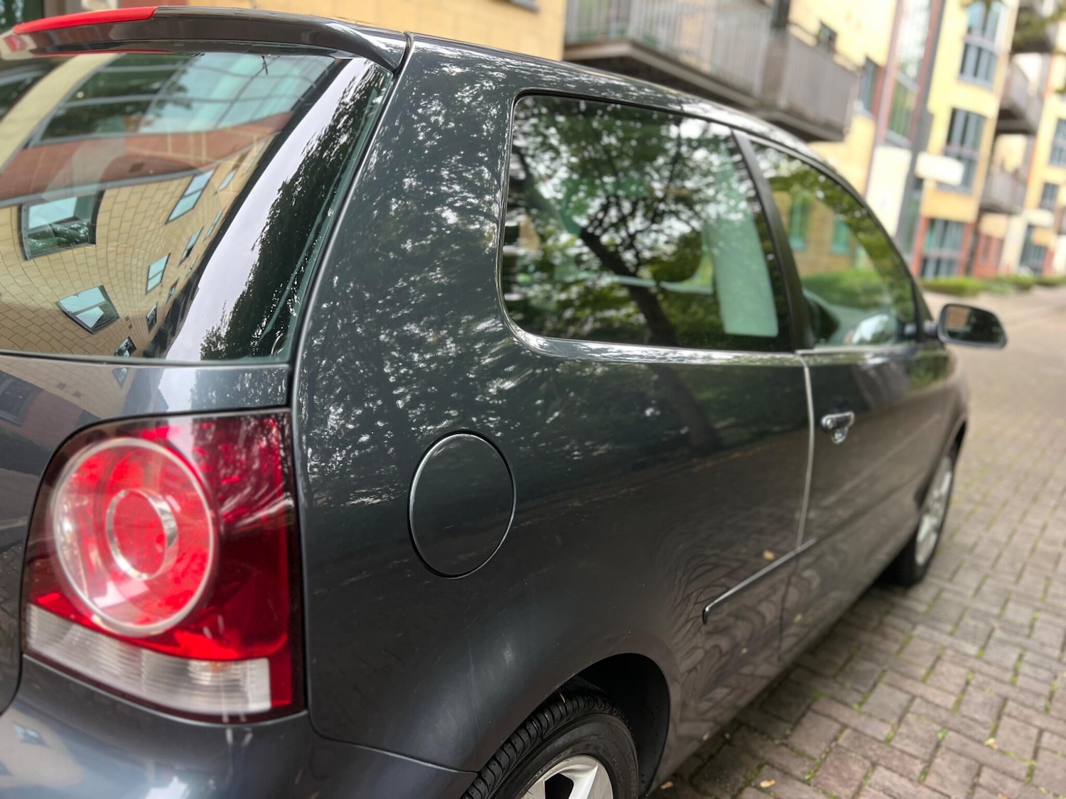 Vehicle 27