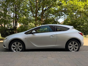 Used Vauxhall Astra GTC 2013 for sale - 79553109: Photo