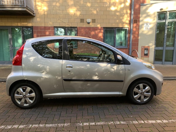 Used Peugeot 107 2011 for sale - 76337750: Photo 10