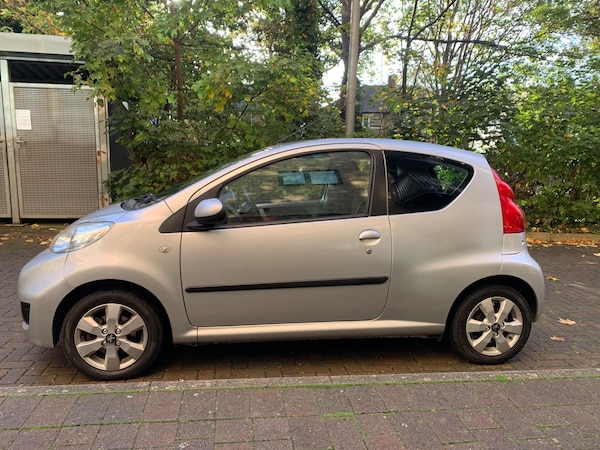 Used Peugeot 107 2011 for sale - 76337750: Photo 4