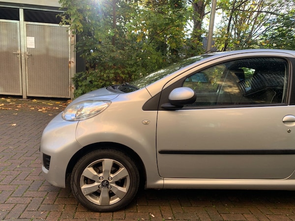 Used Peugeot 107 2011 for sale - 76337750: Photo 5