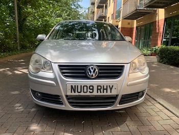 Used Volkswagen Polo 2009 for sale - 79553658: Photo