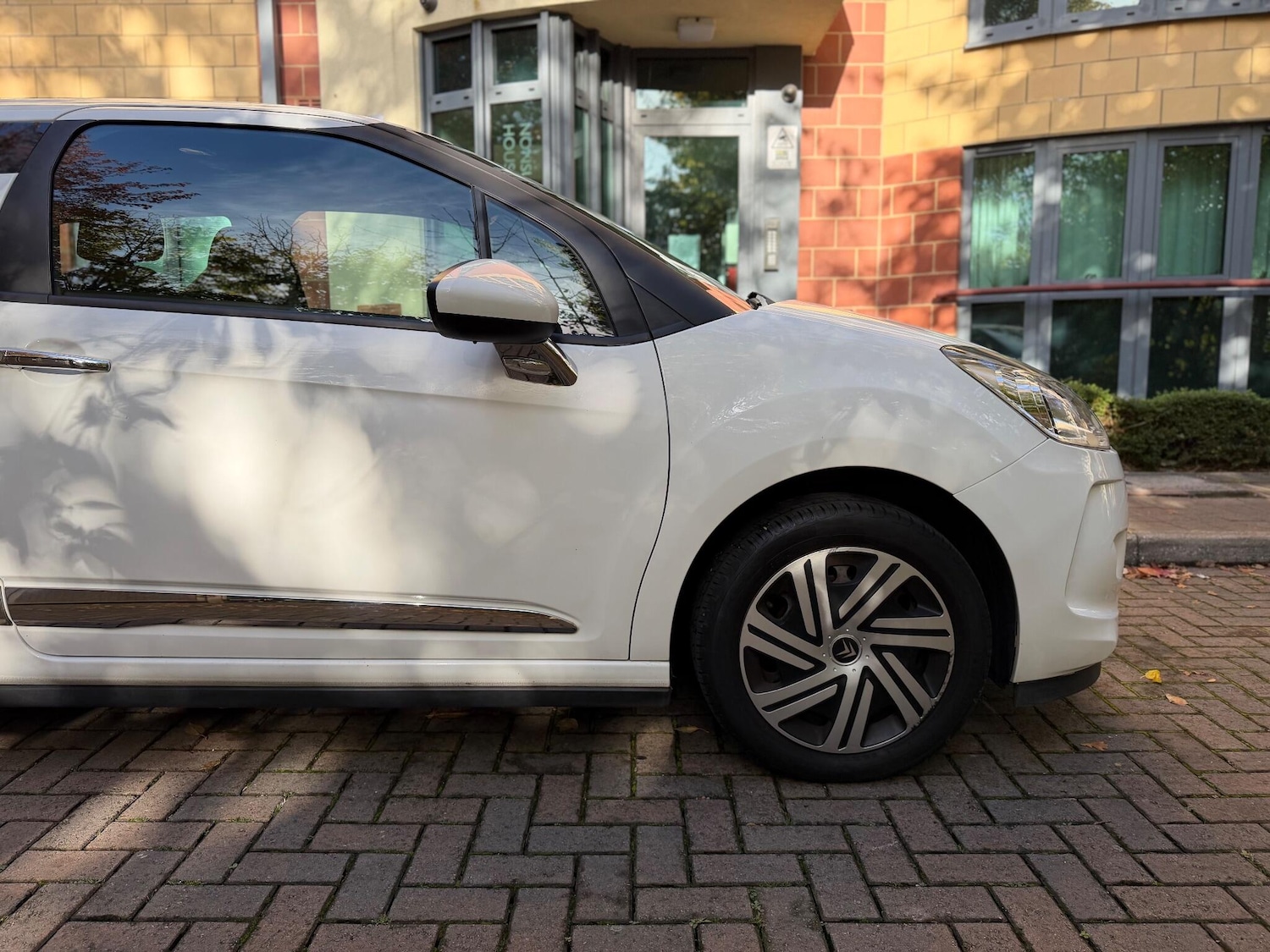 Used Citroen DS3 2013 for sale - 76389099: Photo 12