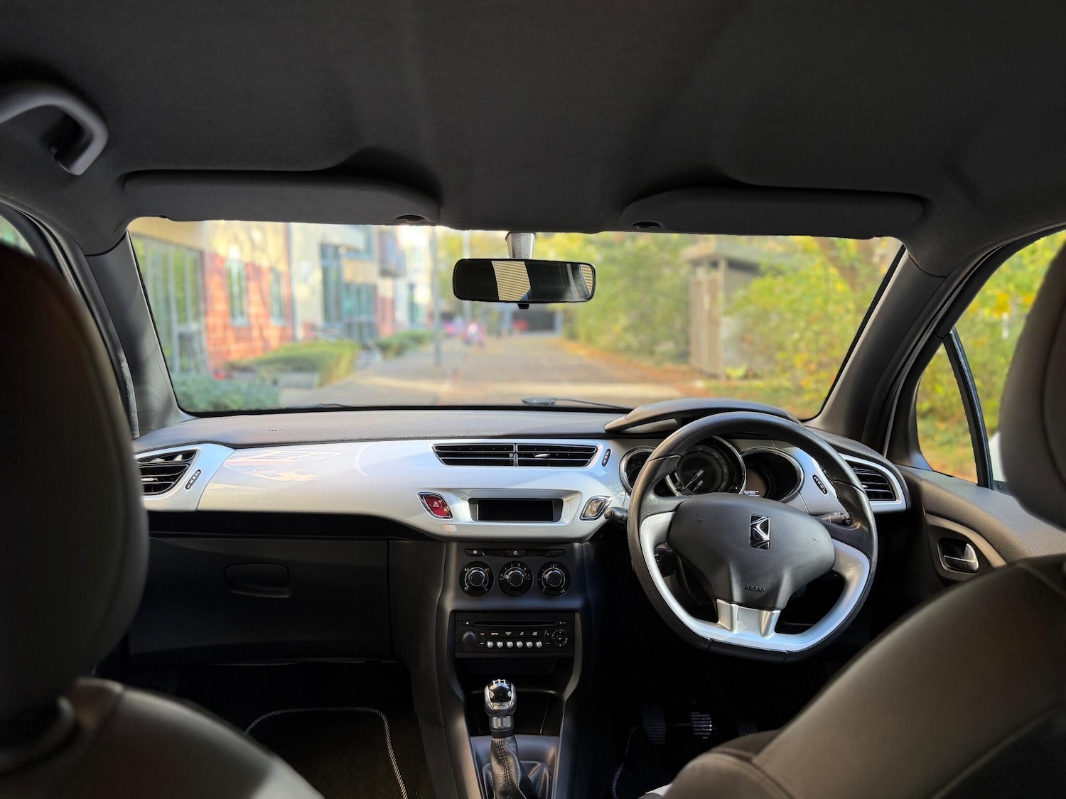 Used Citroen DS3 2013 for sale - 76389099: Photo 14