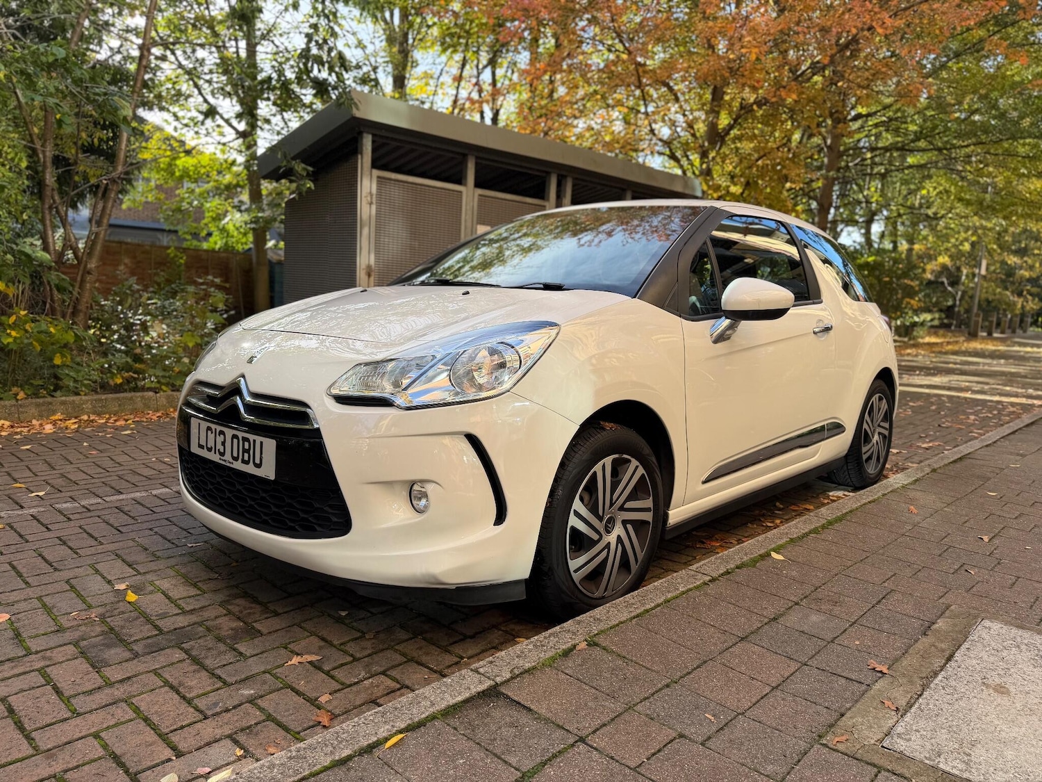 Used Citroen DS3 2013 for sale - 76389099: Photo 3
