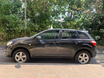 Used Nissan Qashqai 2010 for sale - 79553243: Photo