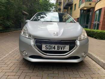 Used Peugeot 208 2014 for sale - 74921483: Photo
