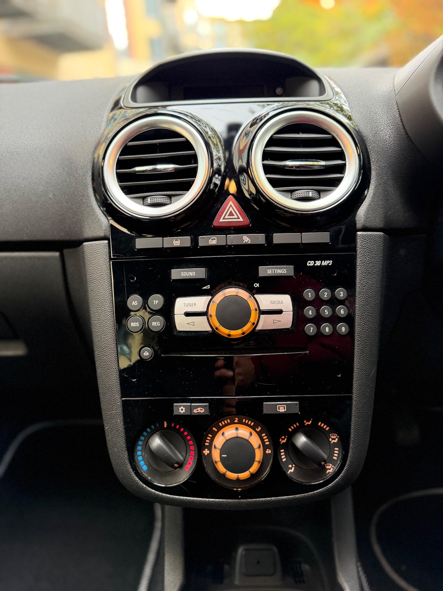 Used Vauxhall Corsa 2014 for sale - 76432645: Photo 17