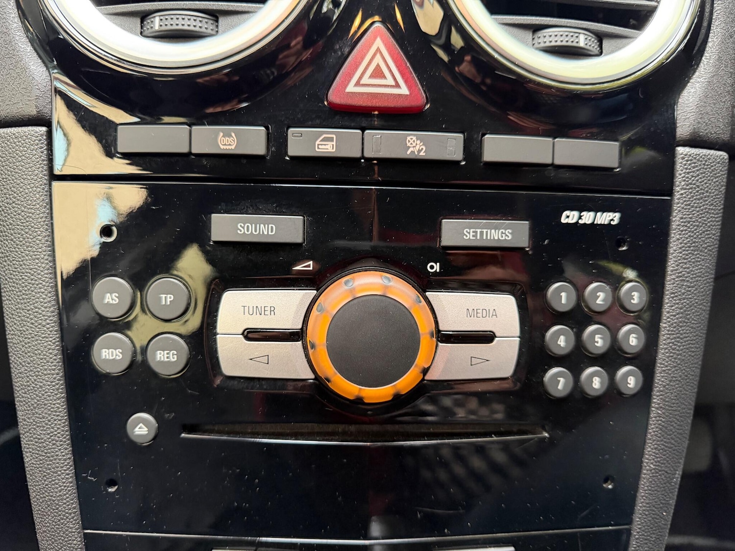 Used Vauxhall Corsa 2014 for sale - 76432645: Photo 19