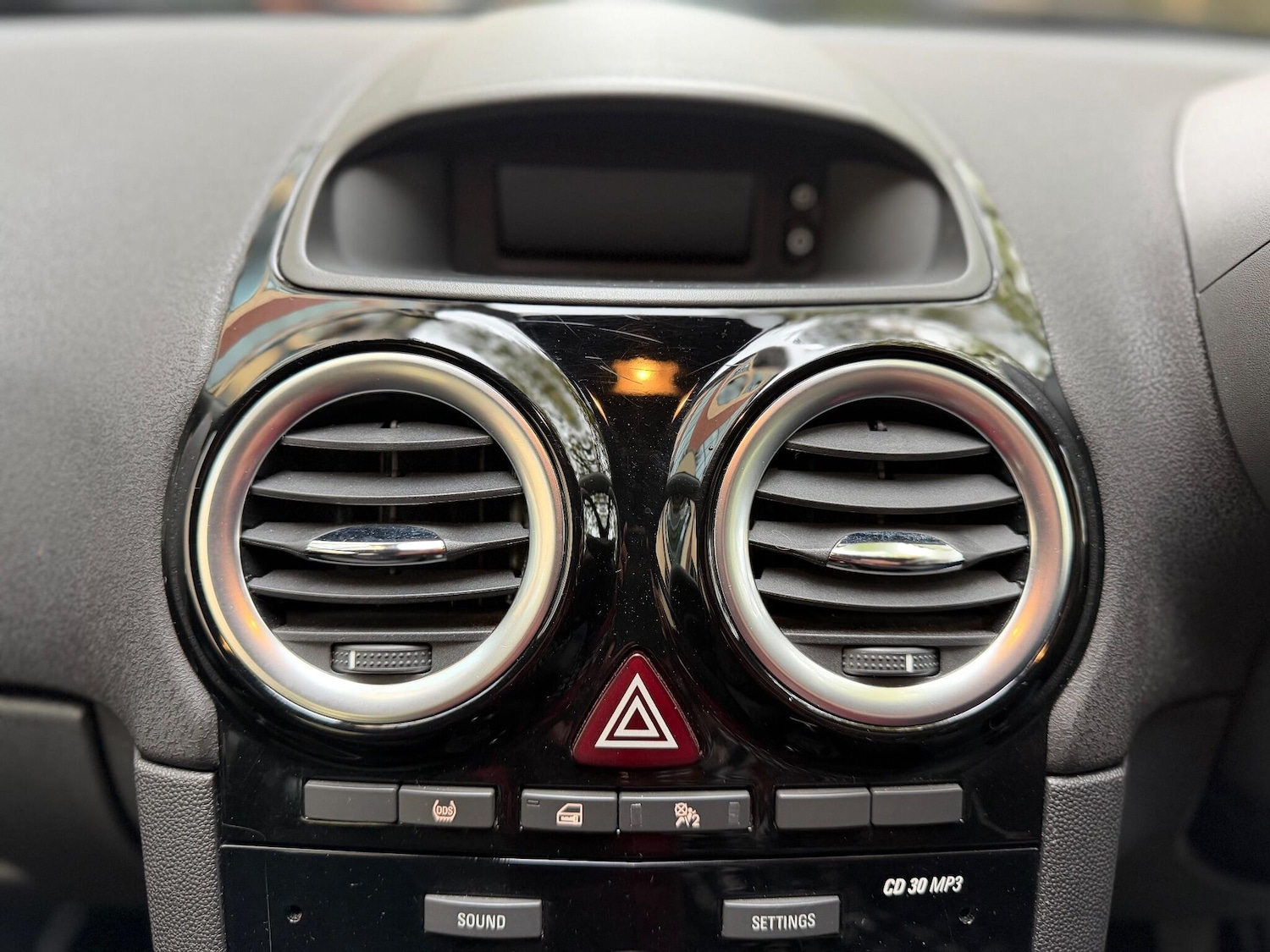 Used Vauxhall Corsa 2014 for sale - 76432645: Photo 20