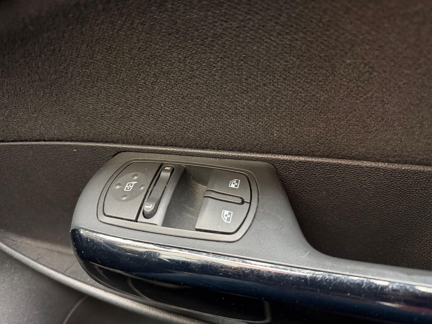 Used Vauxhall Corsa 2014 for sale - 76432645: Photo 28