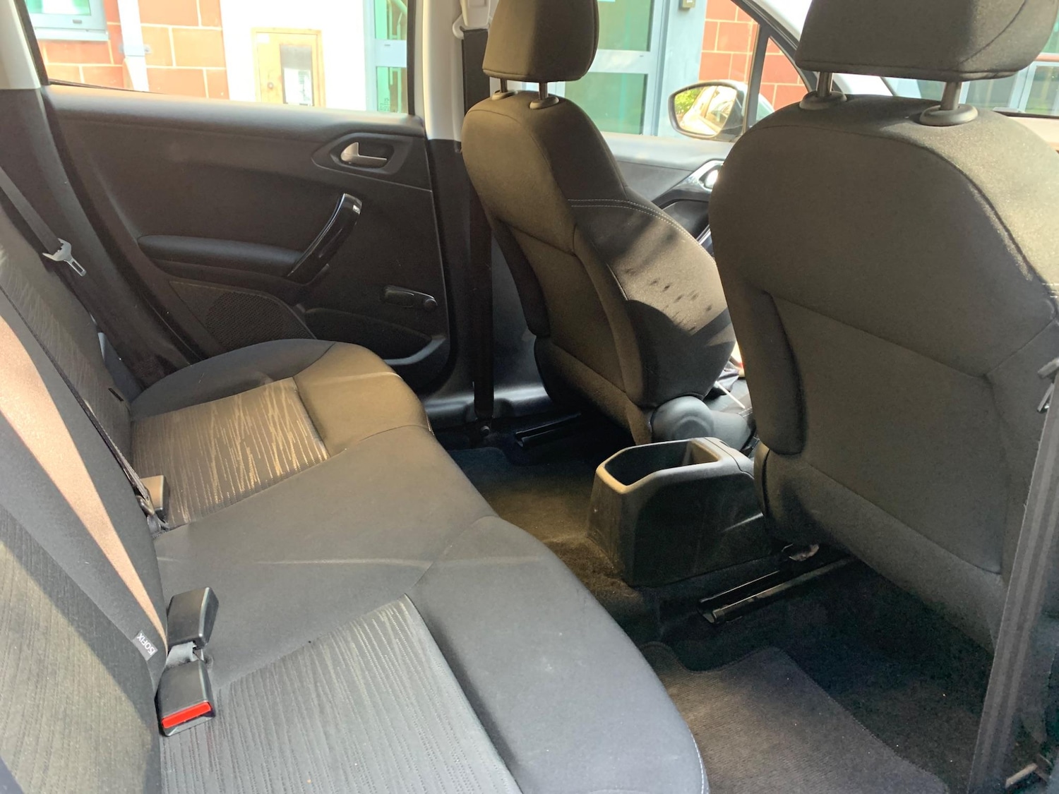 Vehicle 28