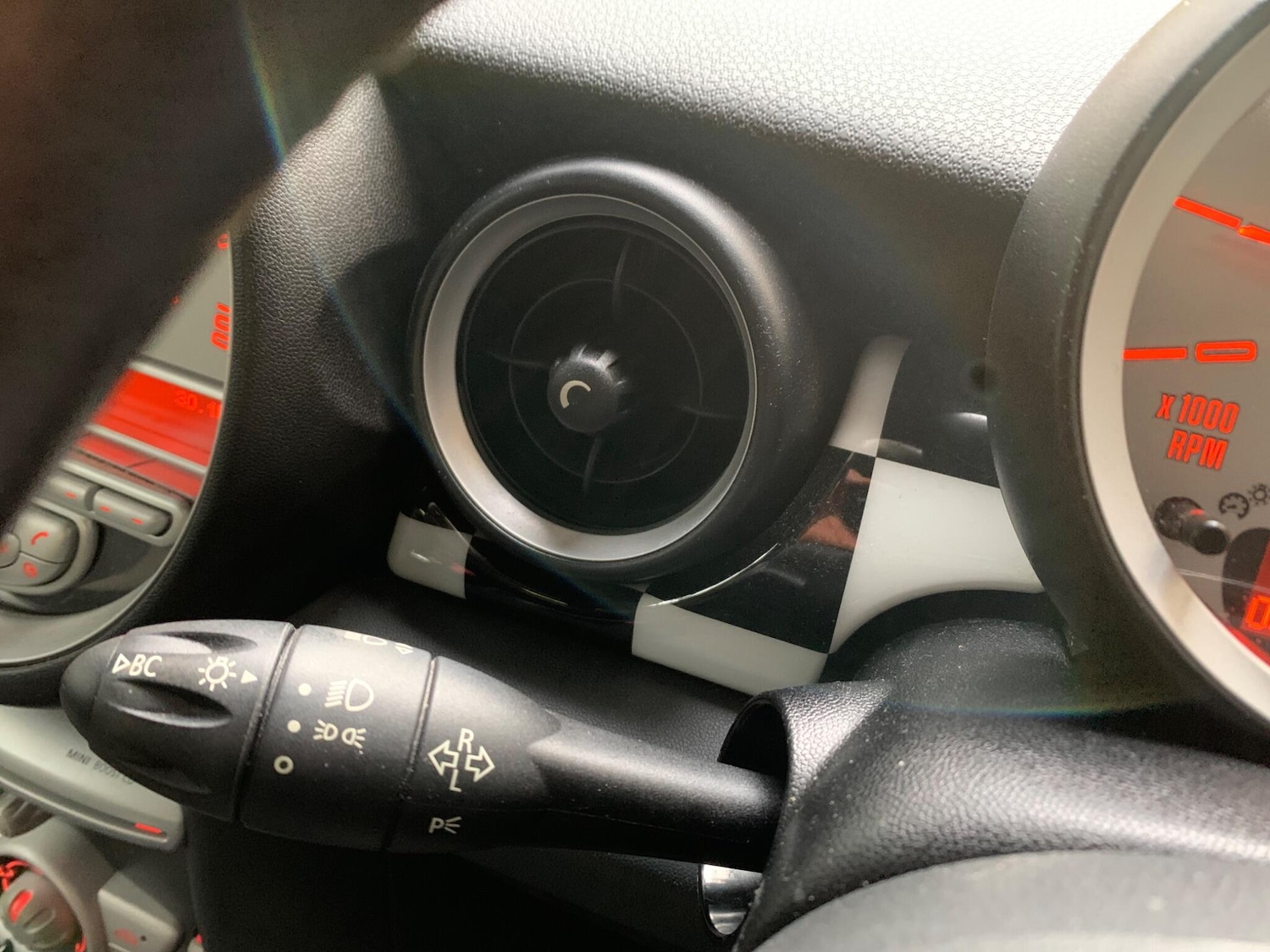 Used MINI Hatch 2009 for sale - 76432054: Photo 21