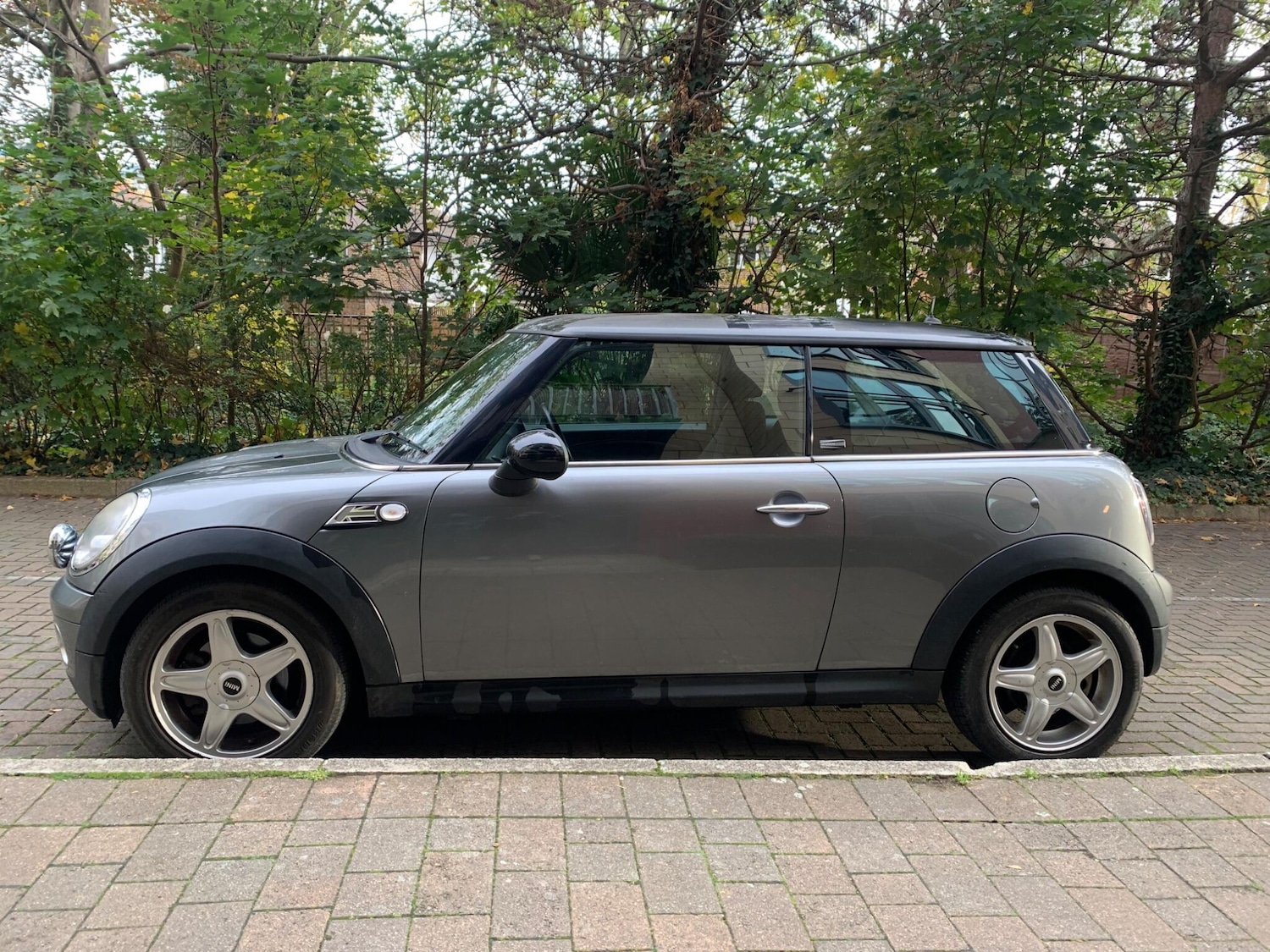 Used MINI Hatch 2009 for sale - 76432054: Photo 4