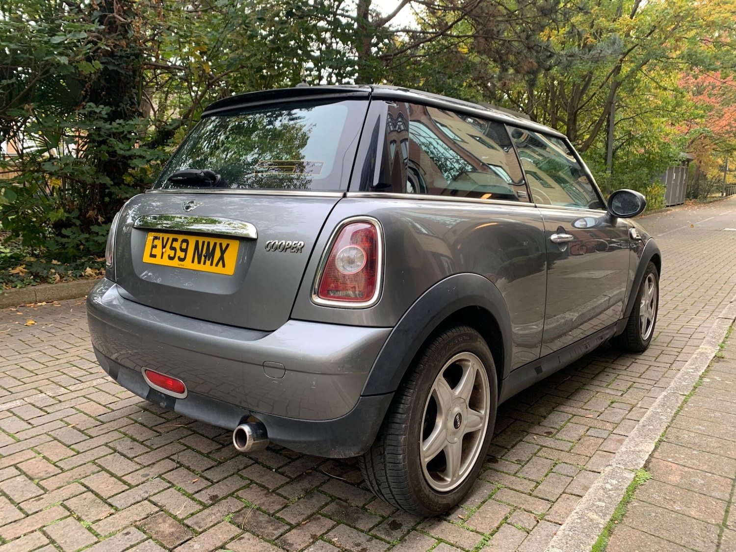 Used MINI Hatch 2009 for sale - 76432054: Photo 9