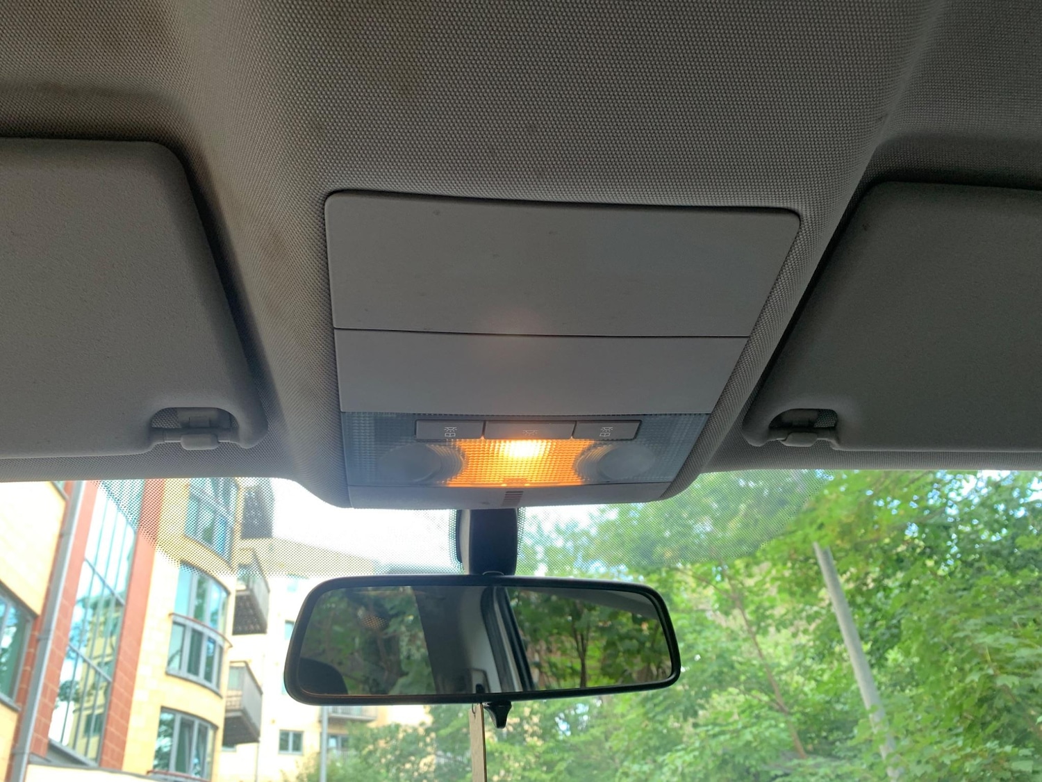 Vehicle 28