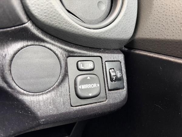 Used Toyota Yaris 2012 for sale - 76260154: Photo 21