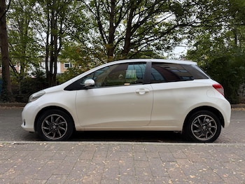 Used Toyota Yaris 2012 for sale - 76260154: Photo 4