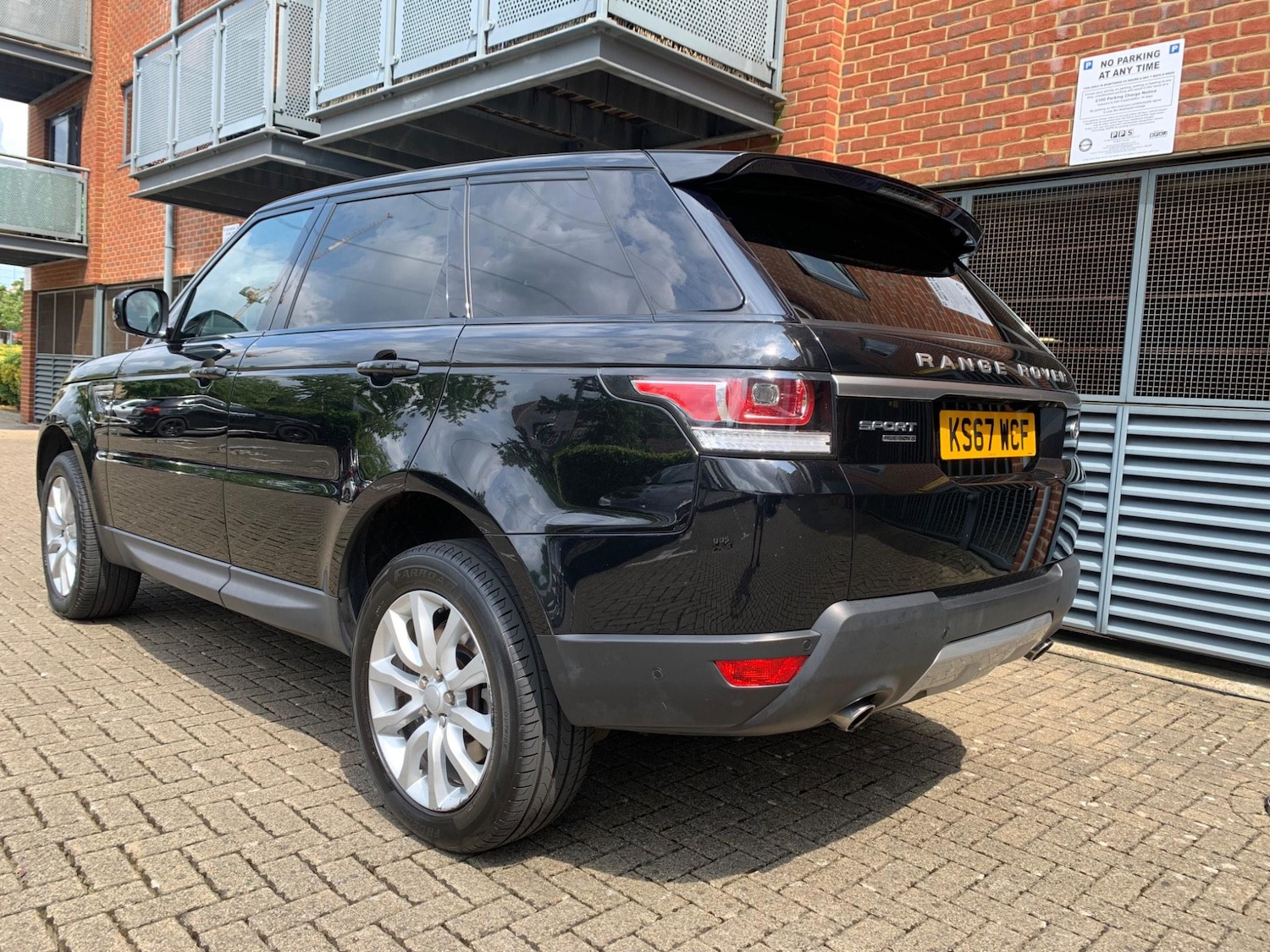 Used Land Rover Range Rover Sport 2017 for sale - 76573437: Photo 11