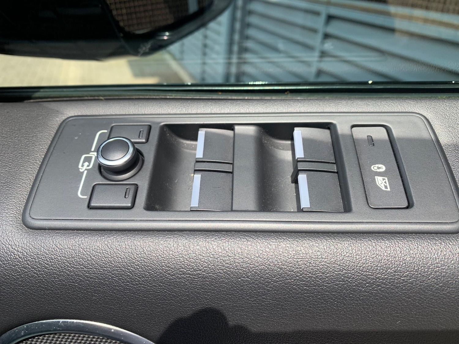 Used Land Rover Range Rover Sport 2017 for sale - 76573437: Photo 41