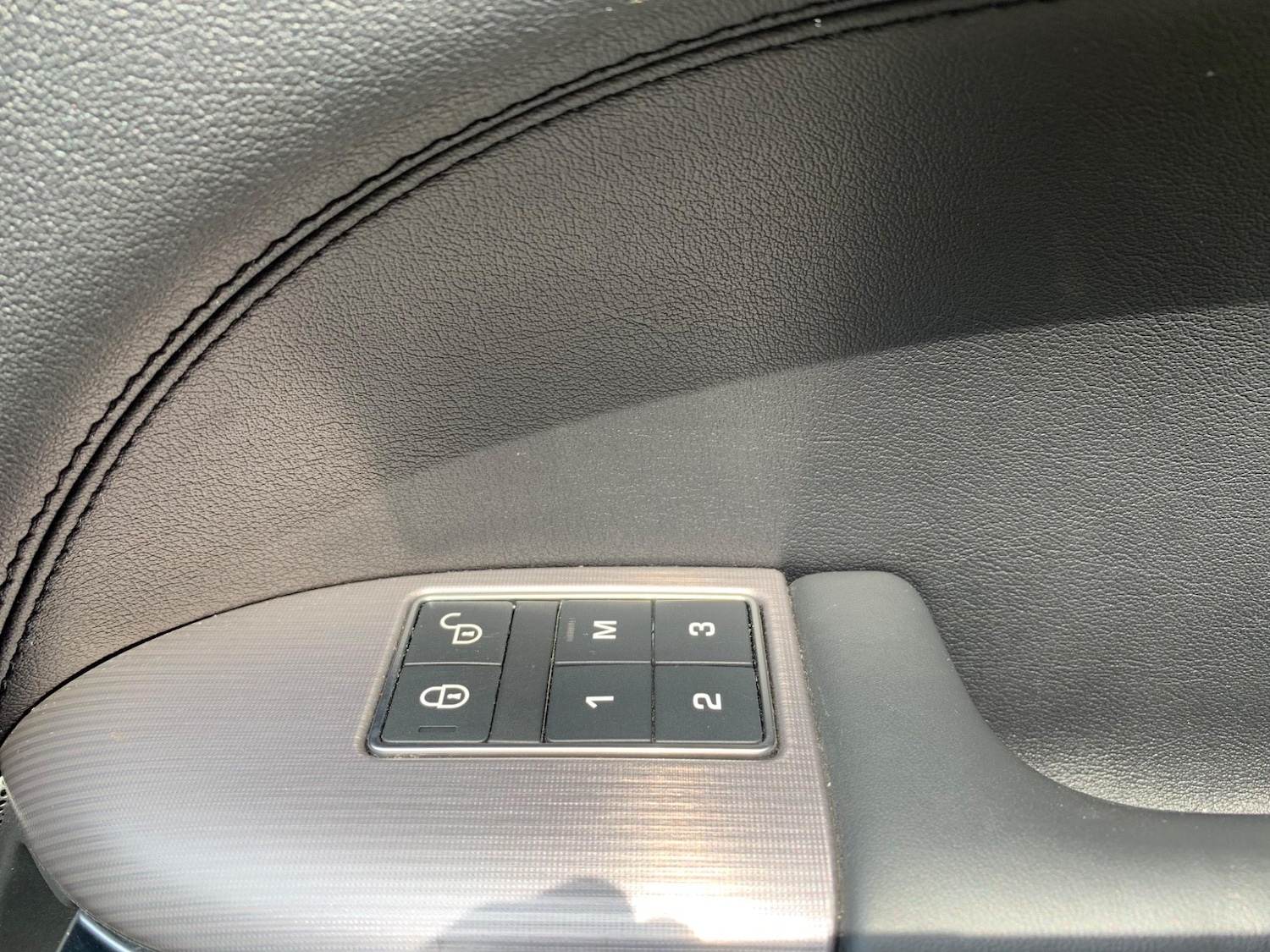 Used Land Rover Range Rover Sport 2017 for sale - 76573437: Photo 42