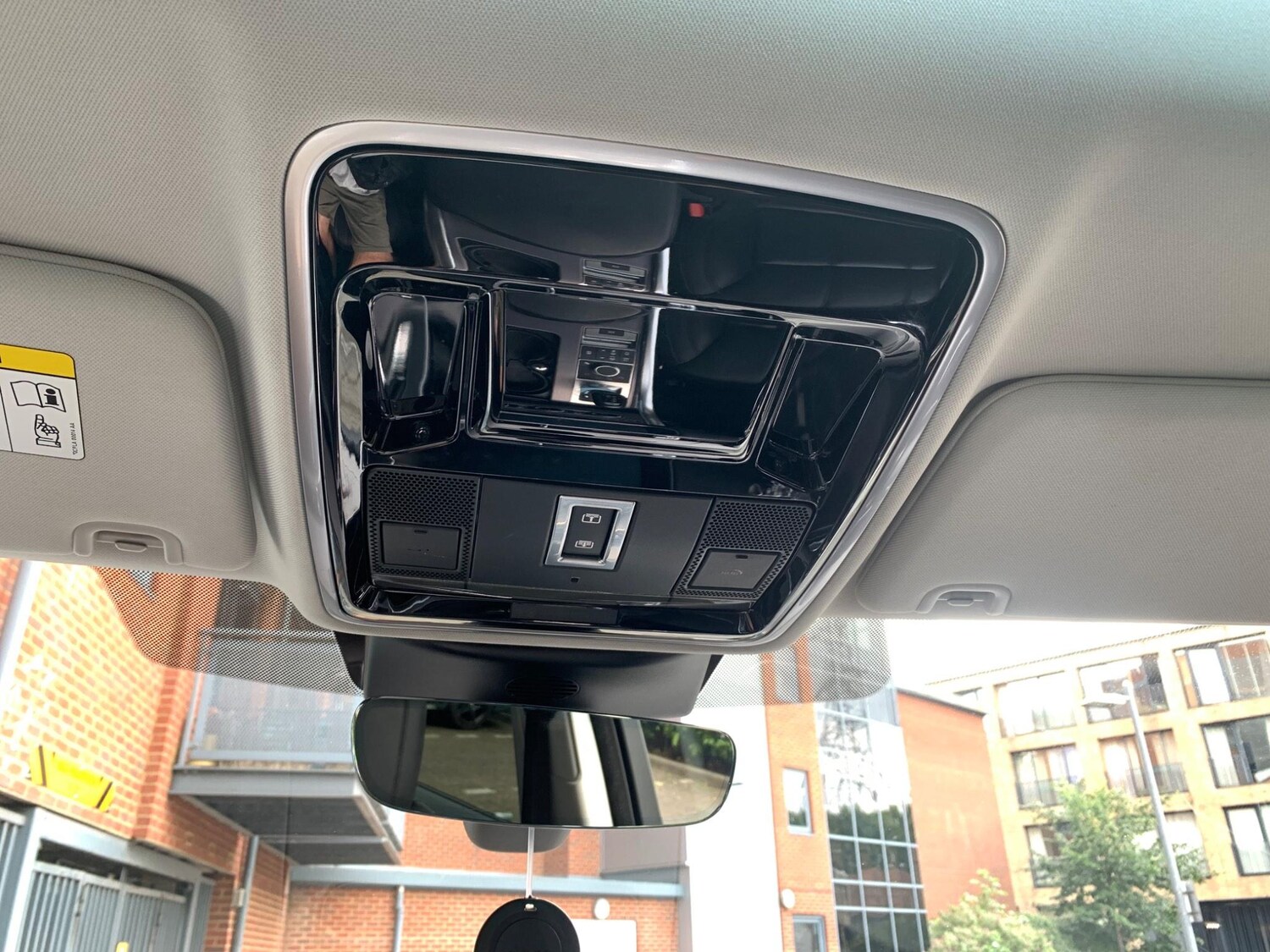 Used Land Rover Range Rover Sport 2017 for sale - 76573437: Photo 44