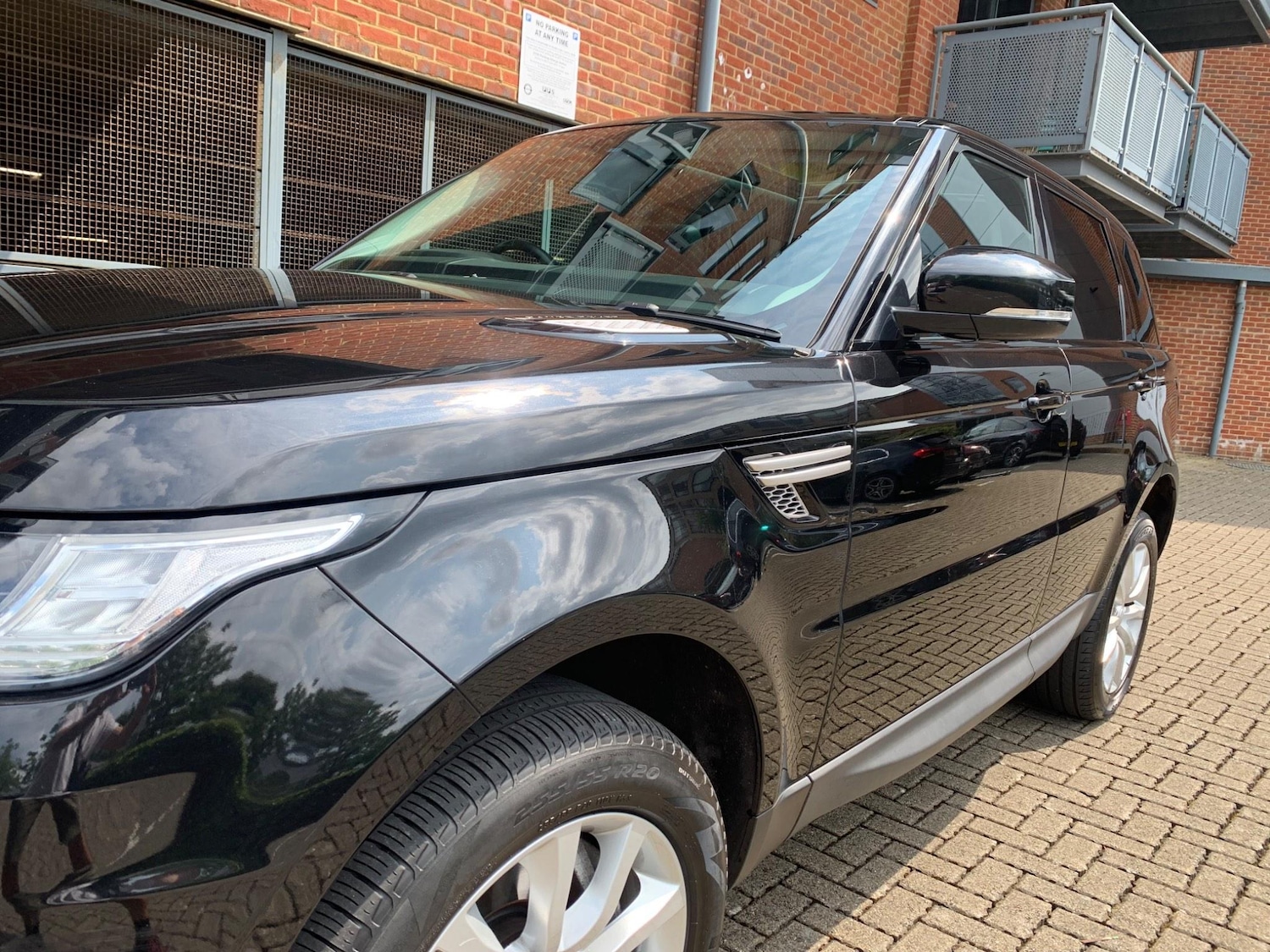 Used Land Rover Range Rover Sport 2017 for sale - 76573437: Photo 47