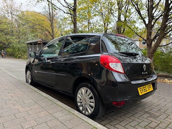 Used Renault Clio 2010 for sale - 76561439: Photo