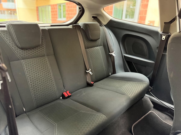Used Ford Fiesta 2011 for sale - 76283689: Photo 22