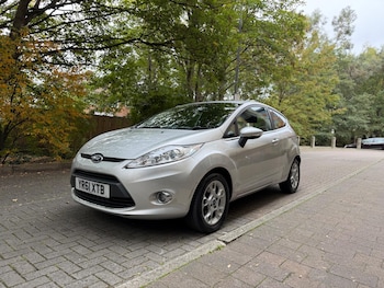 Used Ford Fiesta 2011 for sale - 76283689: Photo 3