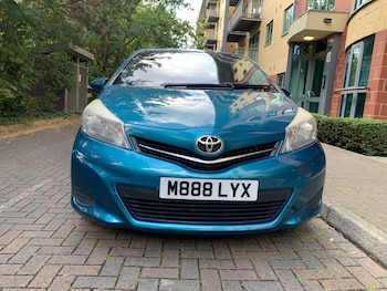 Used Toyota Yaris 2013 for sale - 76073046: Photo