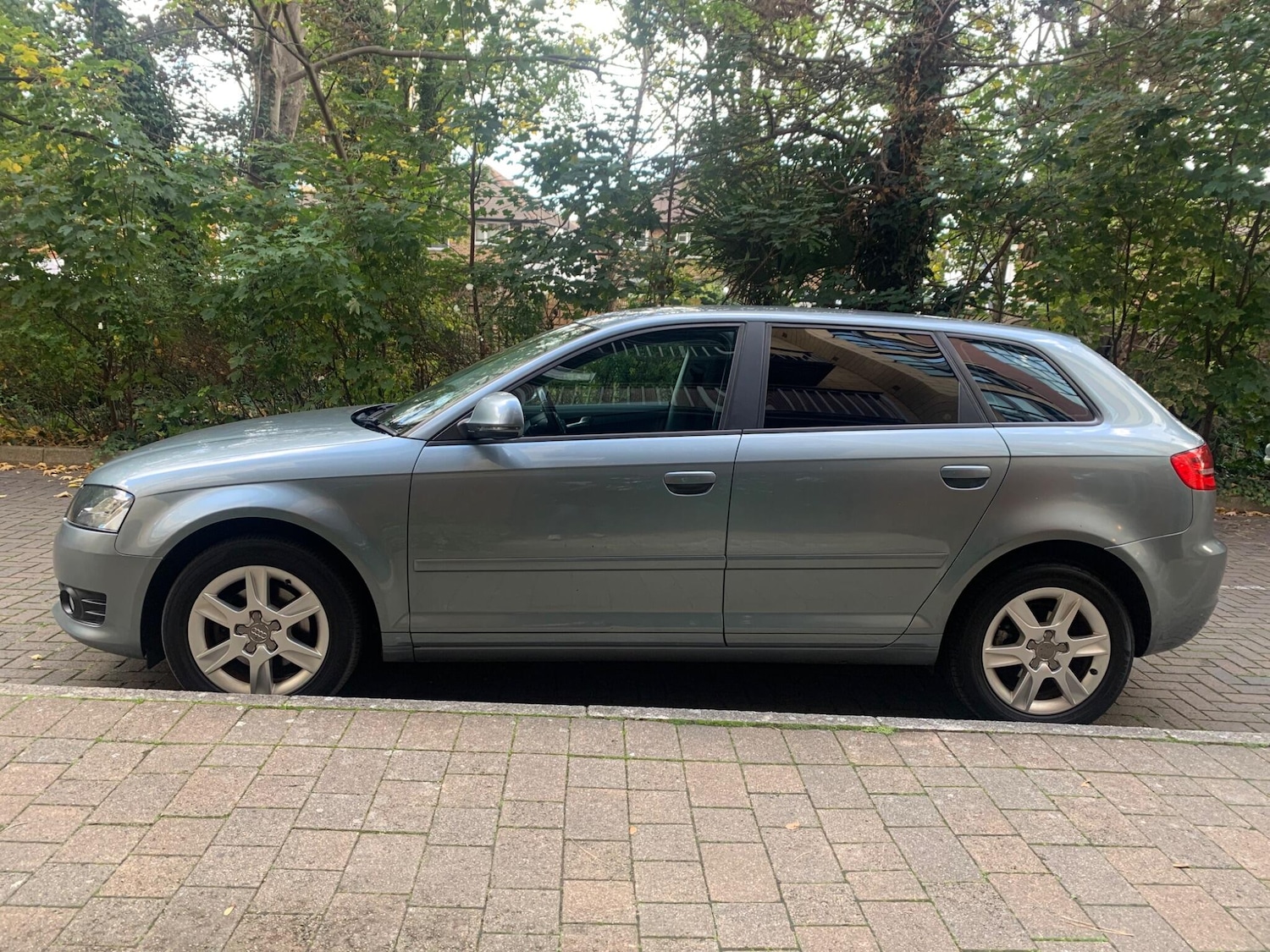 Used Audi A3 2010 for sale - 76360624: Photo 4