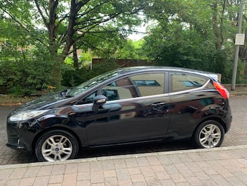 Used Ford Fiesta 2015 for sale - 79677220: Photo