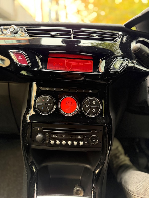 Used Citroen DS3 2014 for sale - 76259509: Photo 13