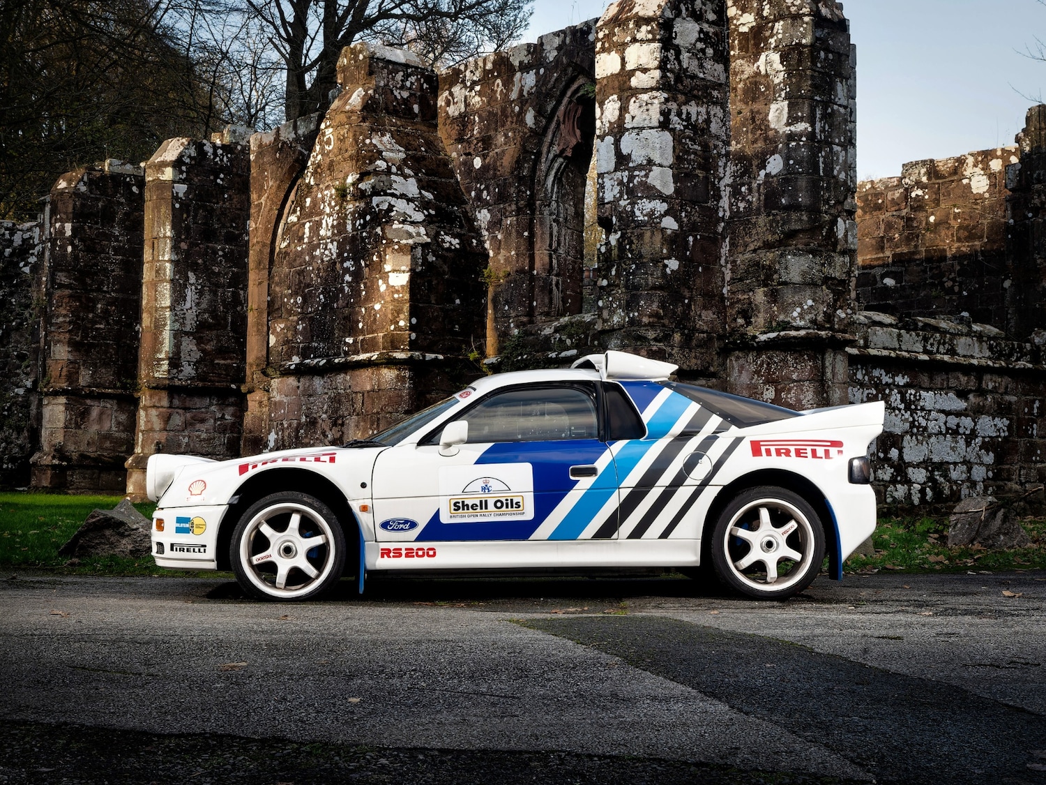 Used Ford RS200 2003 for sale - 76638975: Photo 2