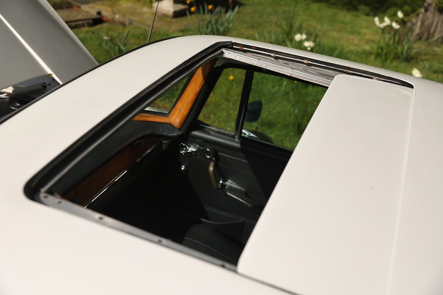 Used Mercedes-Benz 220 1997 for sale - 78176453: Photo 19